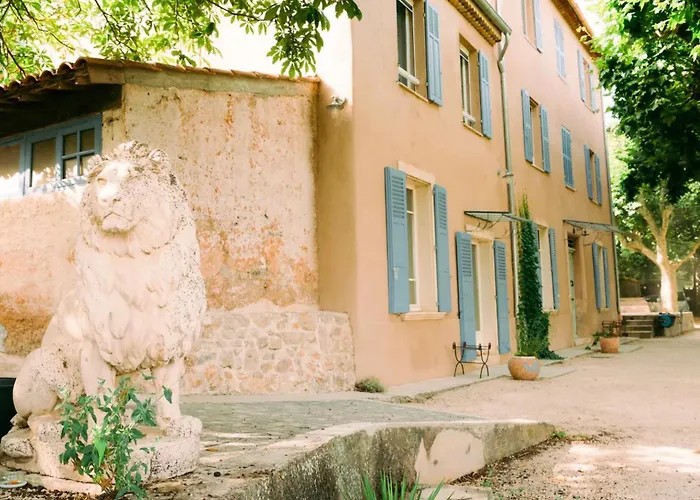 Gite Classe 3* Dans Magnifique Bastide Provencale