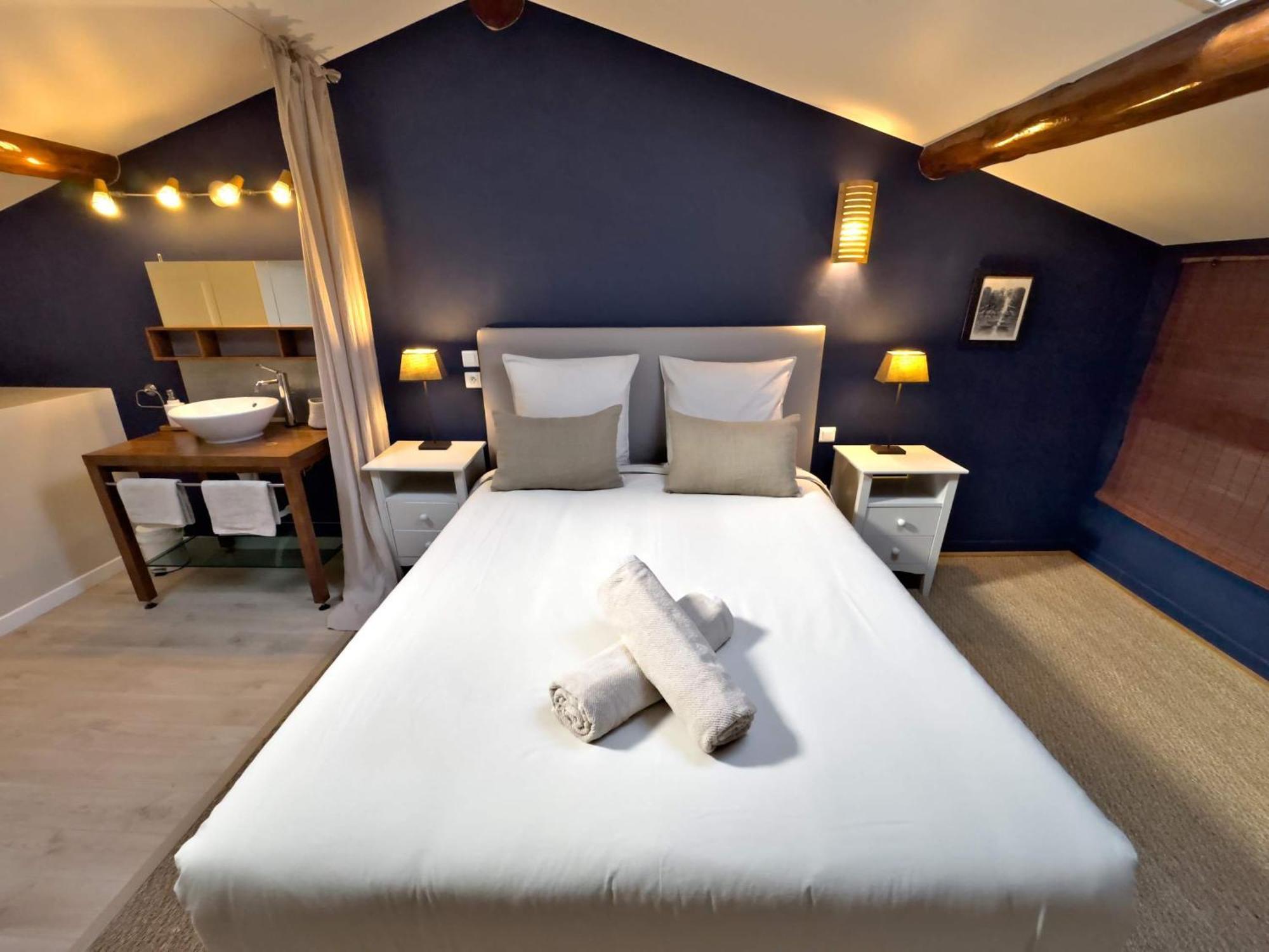 Classe 3* Dans Magnifique Bastide Provencale Auriol