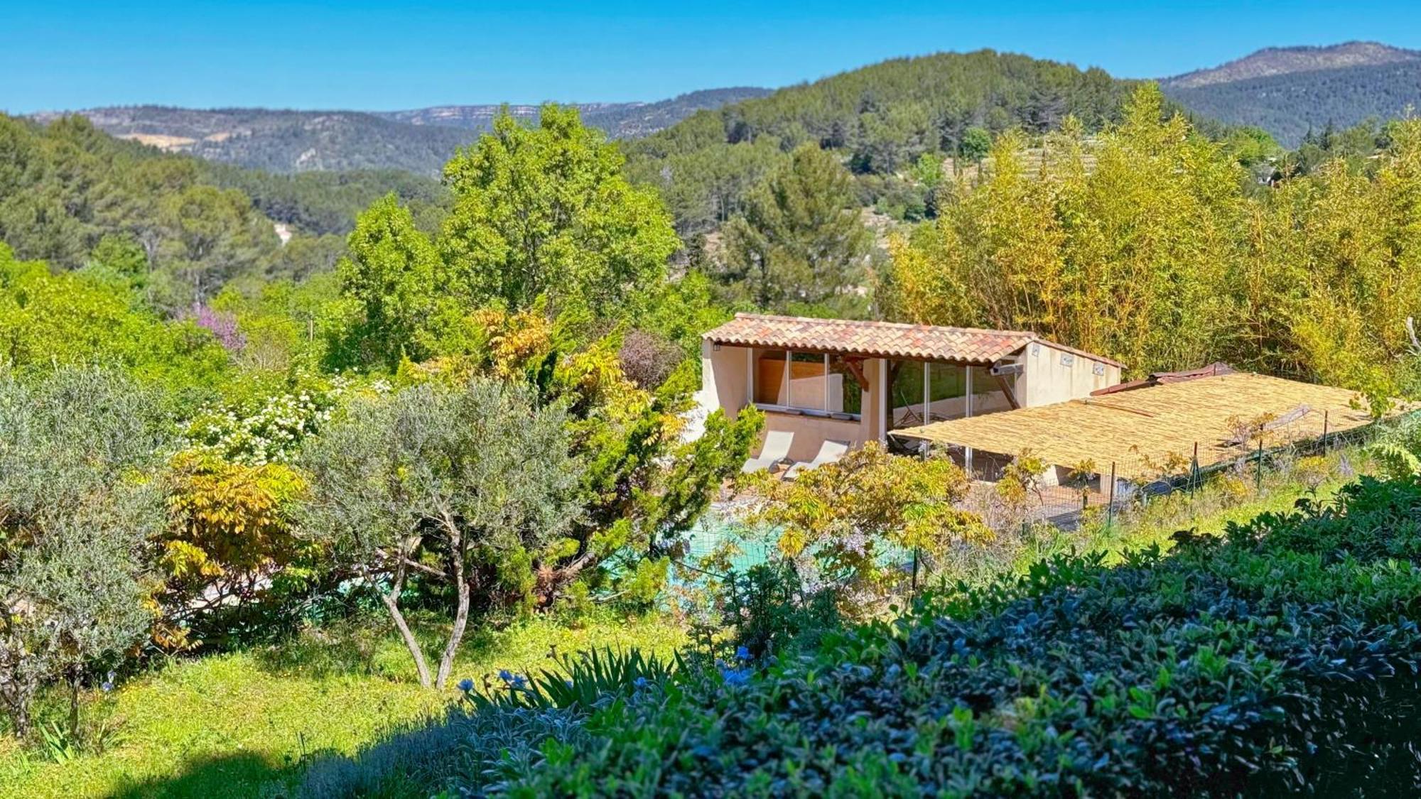 Classe 3* Dans Magnifique Bastide Provencale Apartment Auriol